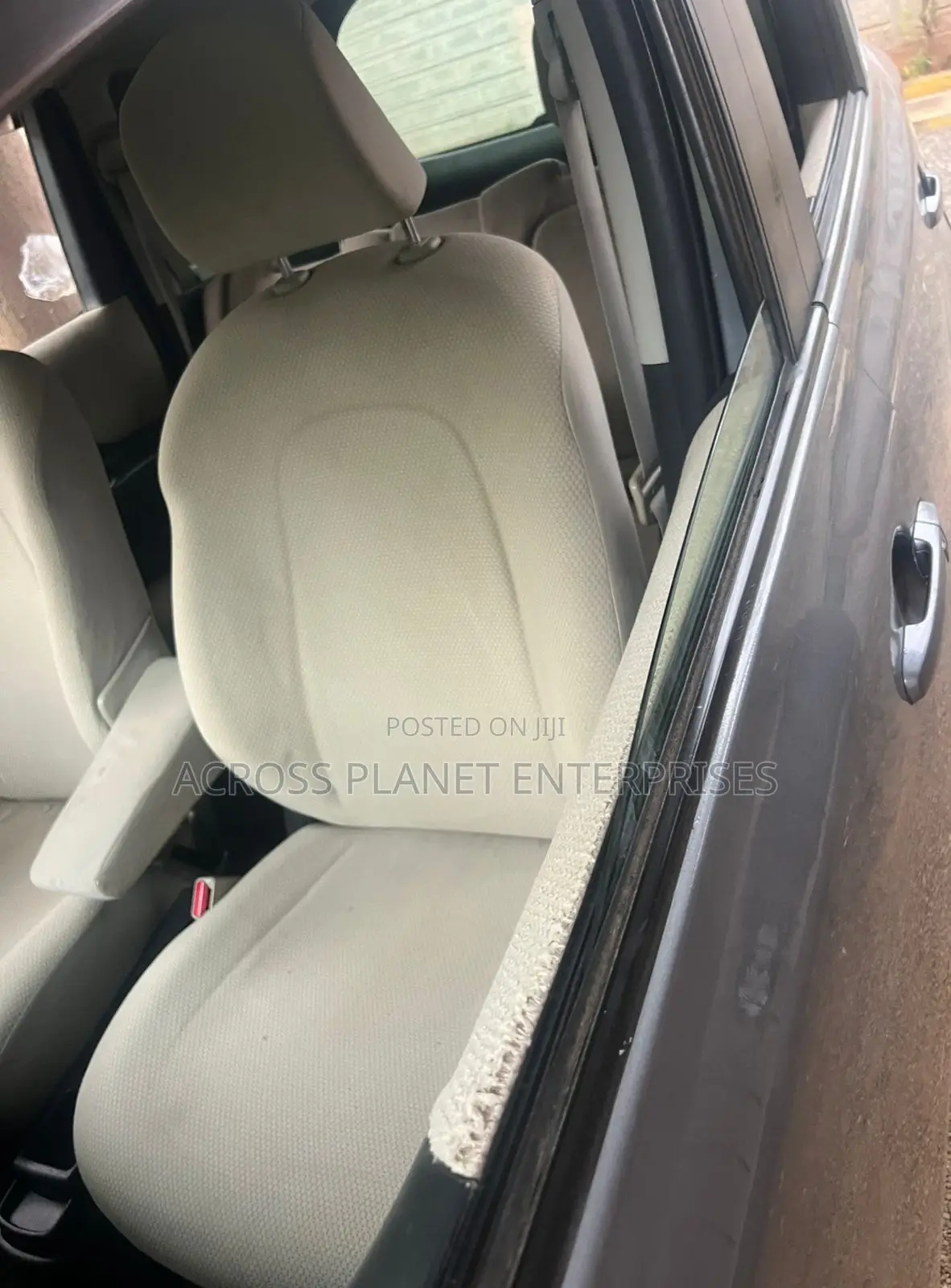 Toyota Ractis 2010 Gray