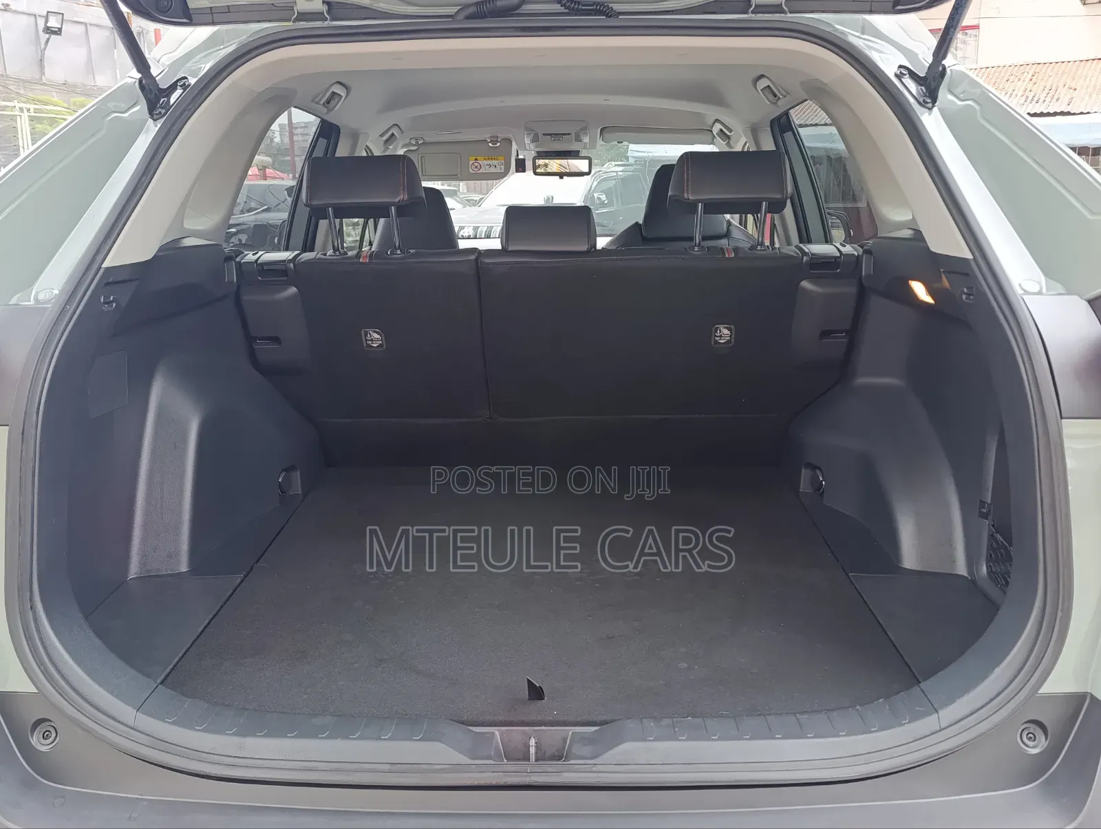 Toyota RAV4 2019 Beige