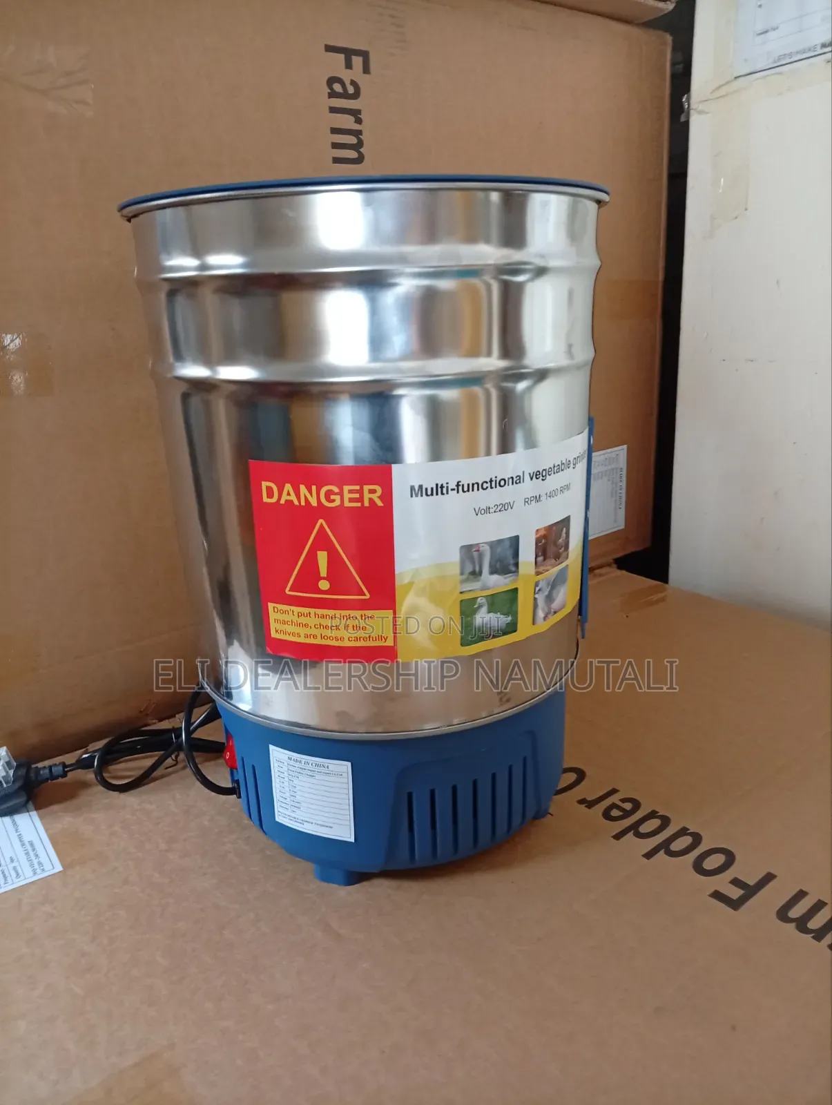 Heavy-Duty Animal Feed Processor for Poultry Livestock