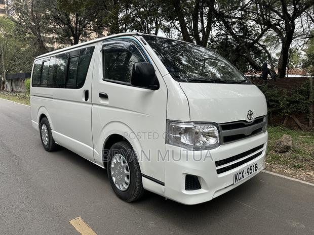 Toyota HiAce 2012 White - thumbnail 2