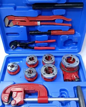 Die Stock Rachet Set of 111⁄4jaw Pipe Wrench/Die Stock Rachet