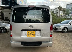 Toyota HiAce 2012 Silver