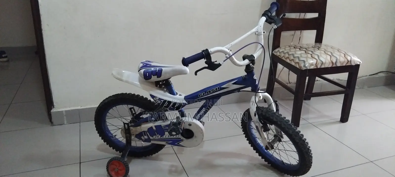 Size 12 Ex Uk Kids Bicycle