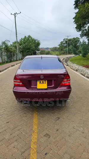 Mercedes-Benz C200 2004 Maroon