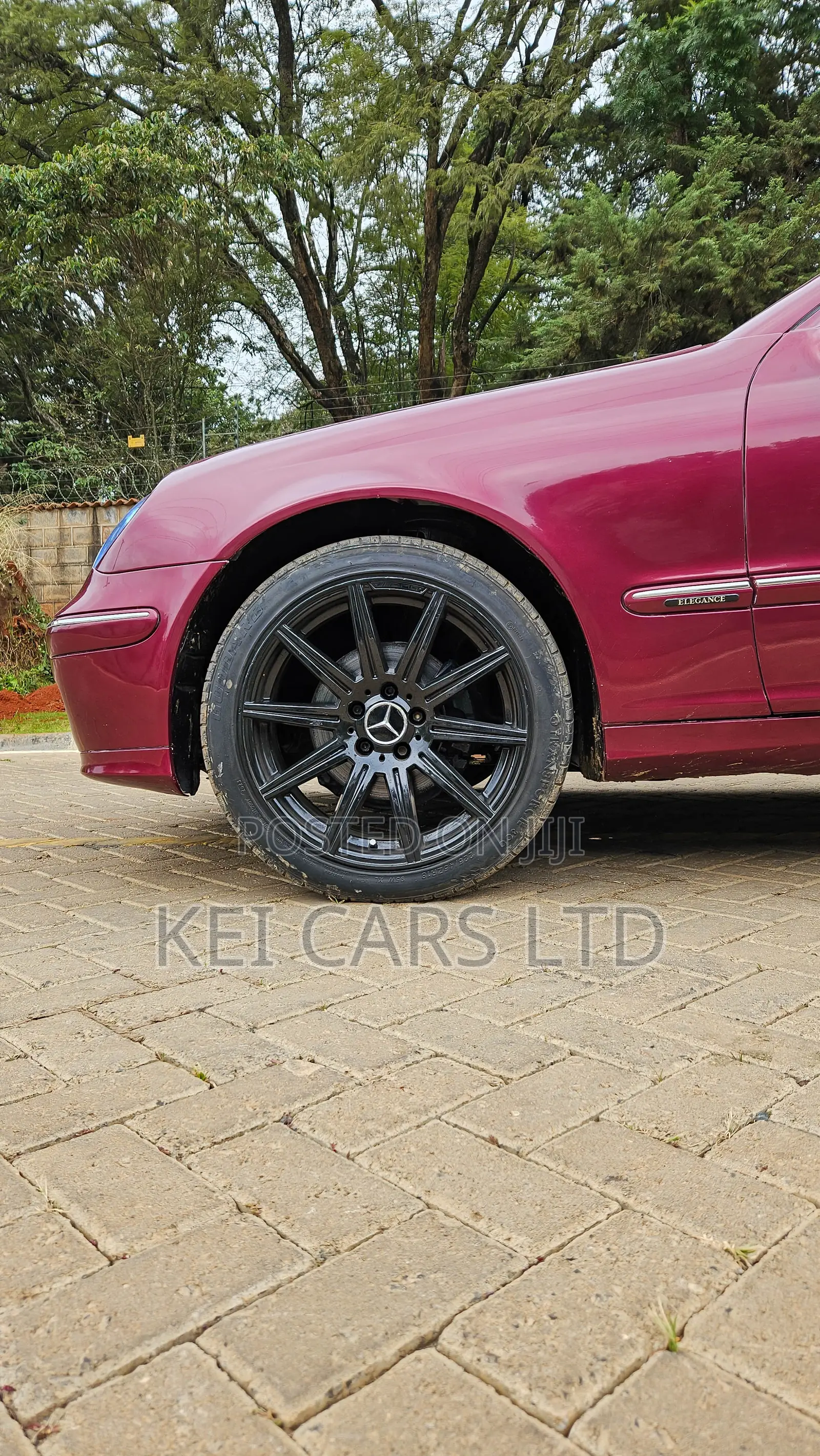 Mercedes-Benz C200 2004 Maroon