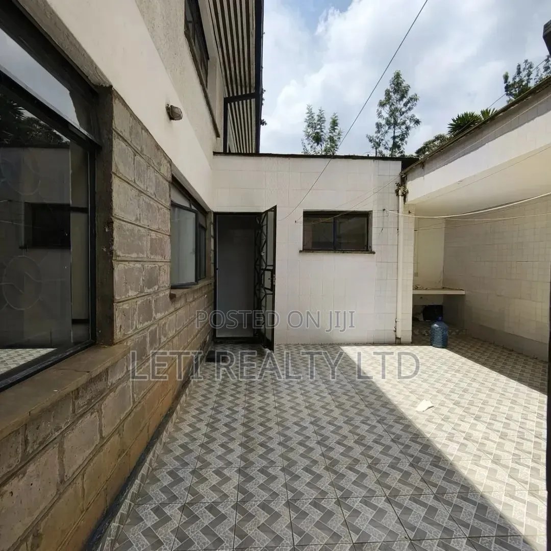 4bdrm Townhouse / Terrace in Muthangari for rent