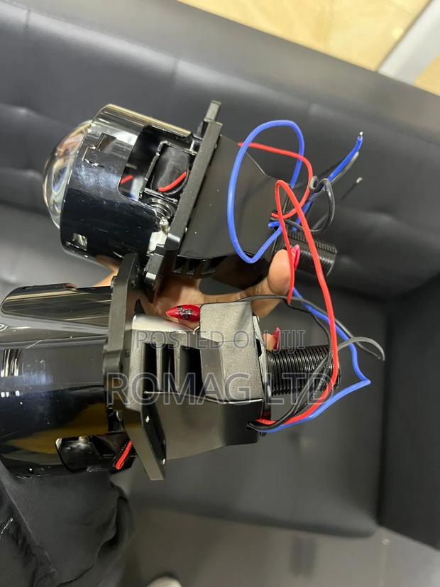 24 Volts Projector - thumbnail 2