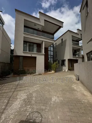 5bdrm Townhouse / Terrace in Muthangari for rent