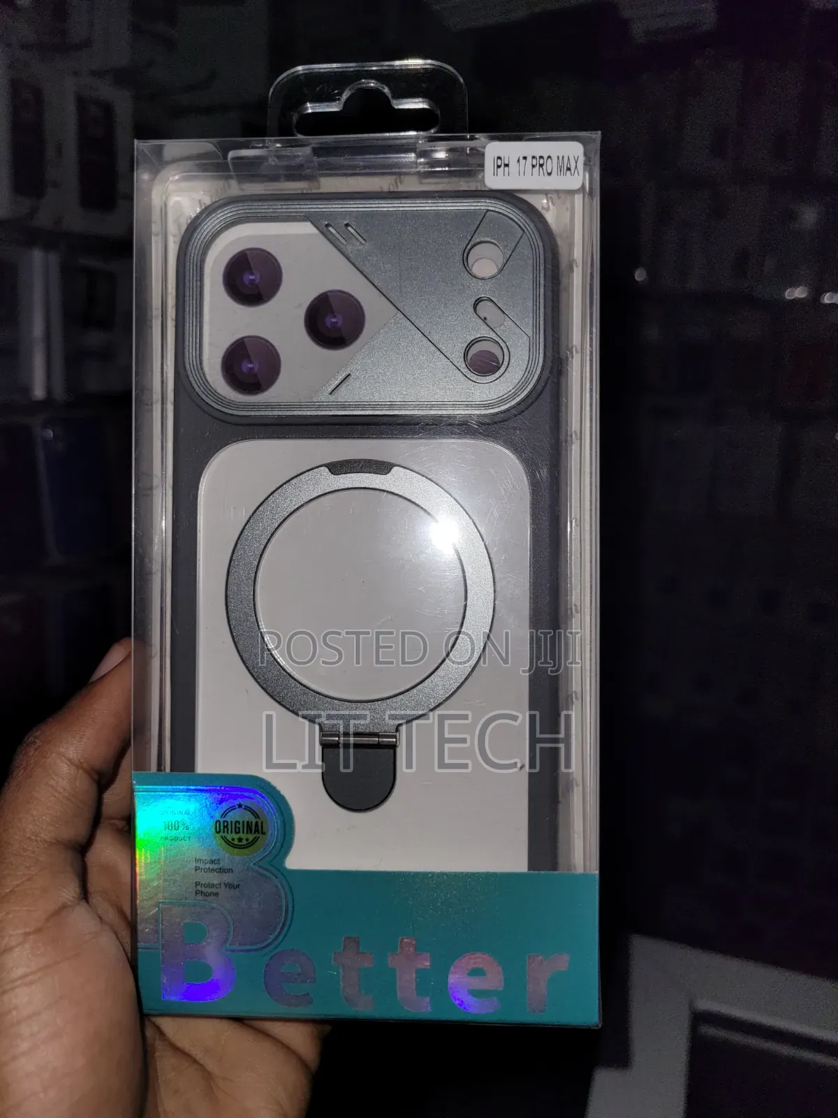 iPhone 17 Pro Max Case With Kickstand