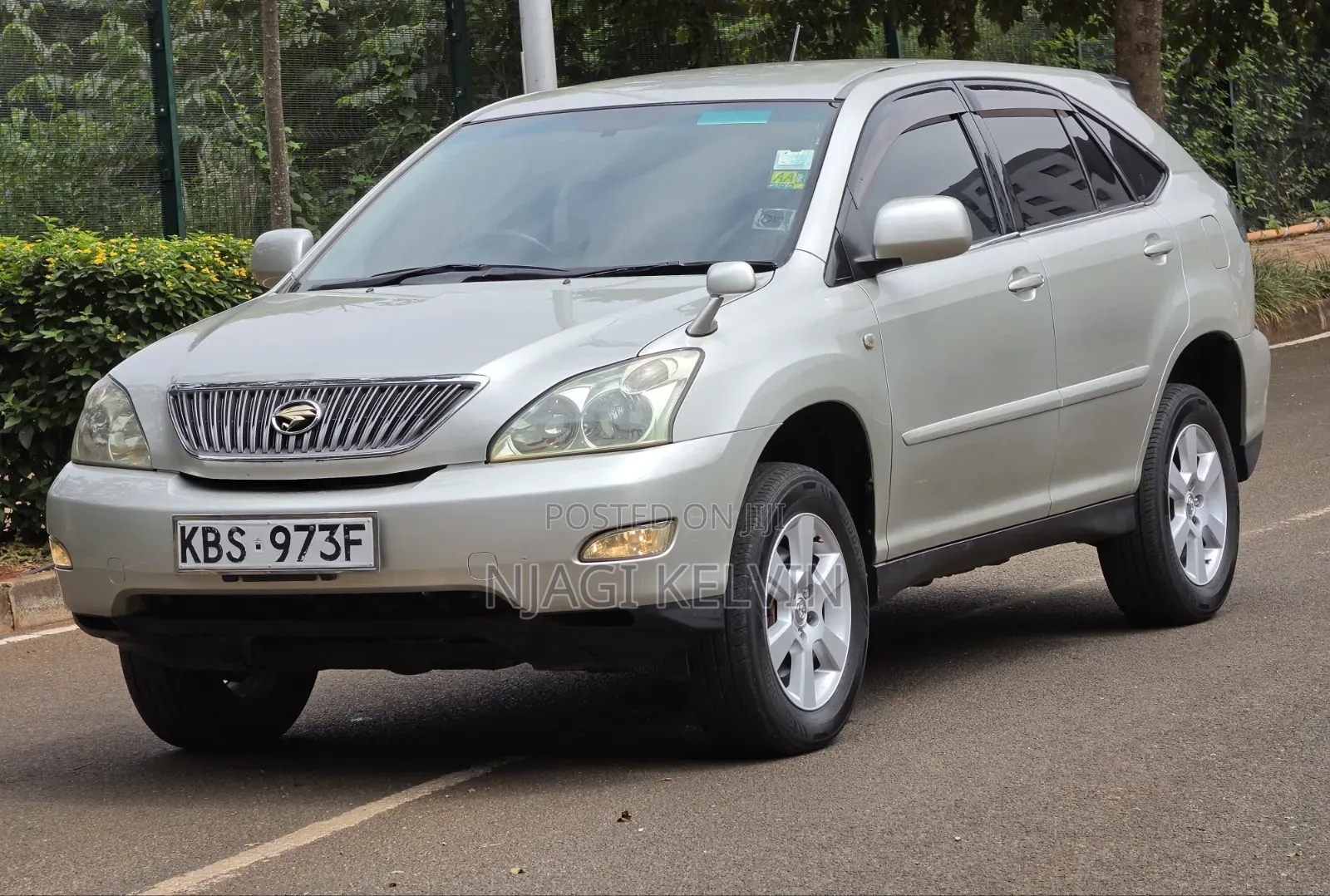 Toyota Harrier 2005 Silver