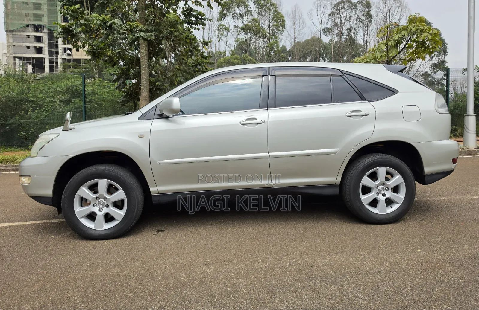 Toyota Harrier 2005 Silver