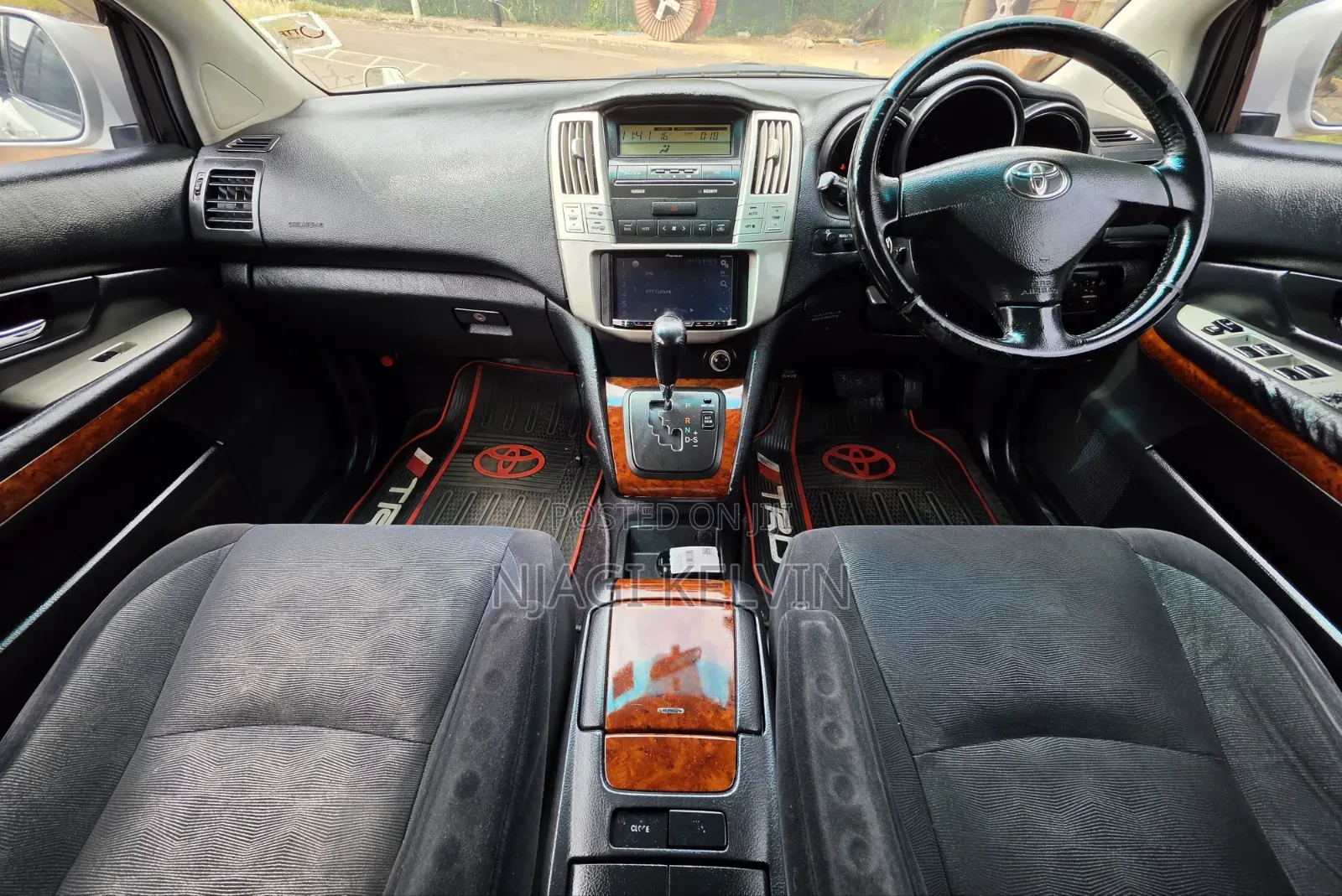 Toyota Harrier 2005 Silver