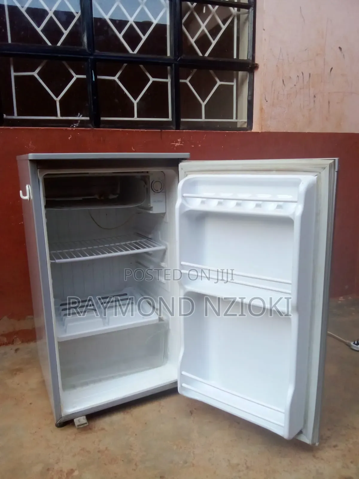 Refrigerator