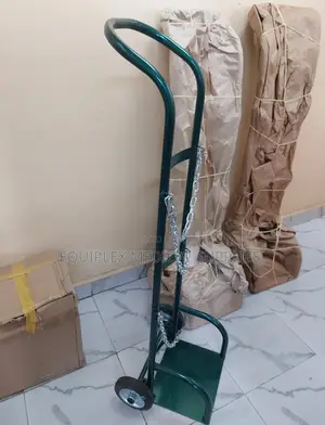3.4m3 Oxygen Cylinder Trolley (Strong and Durable)