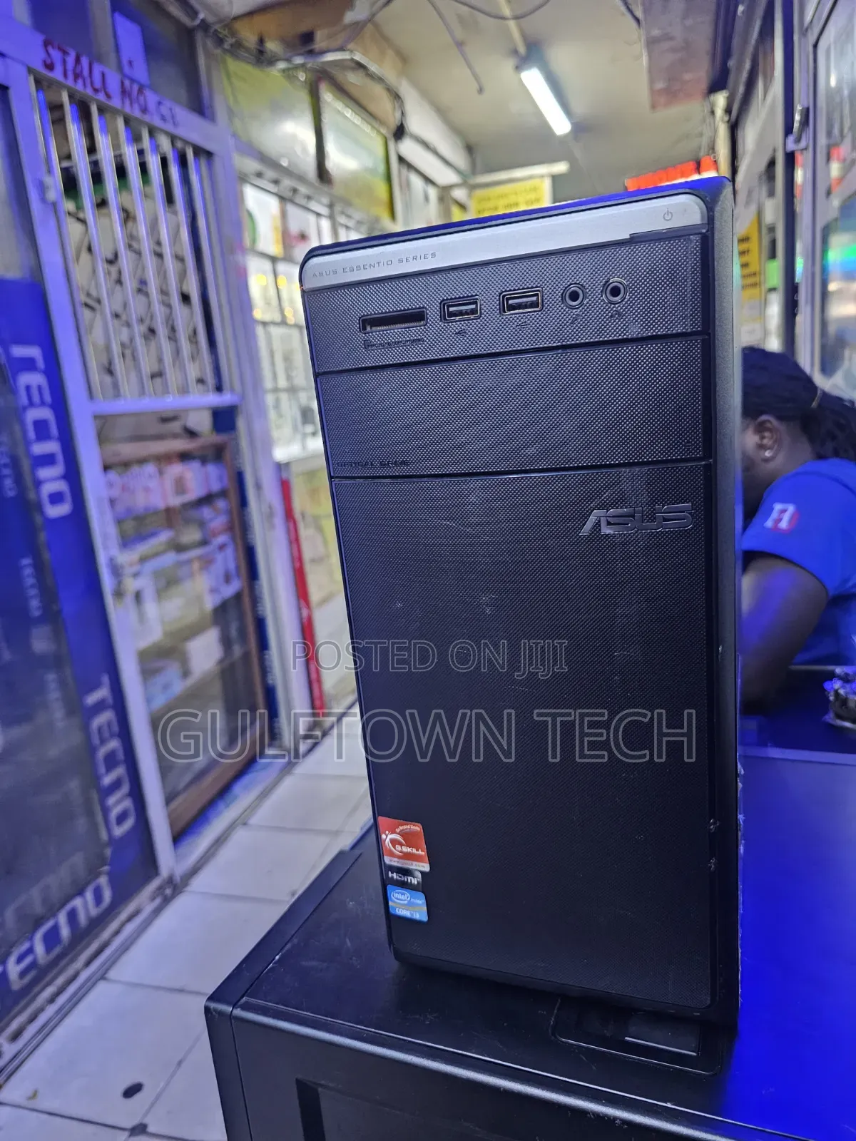 Desktop Computer Asus 8GB Intel Core i3 HDD 250GB