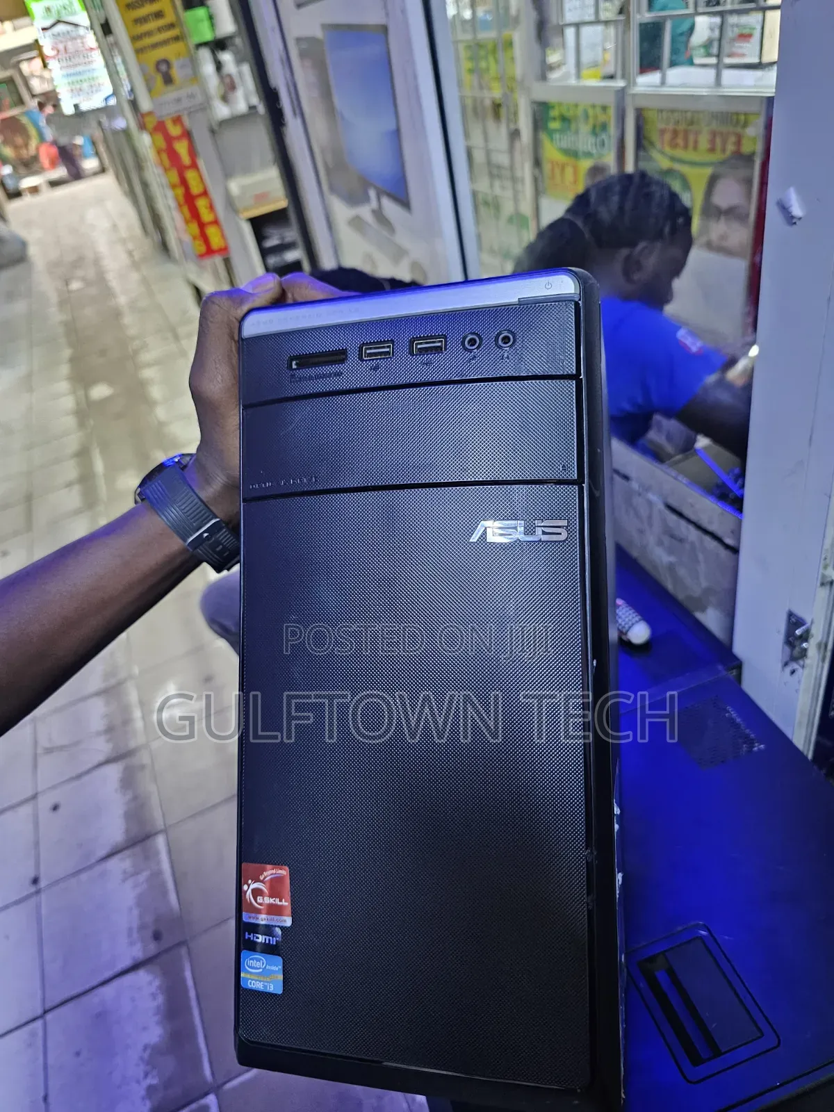 Desktop Computer Asus 8GB Intel Core i3 HDD 250GB