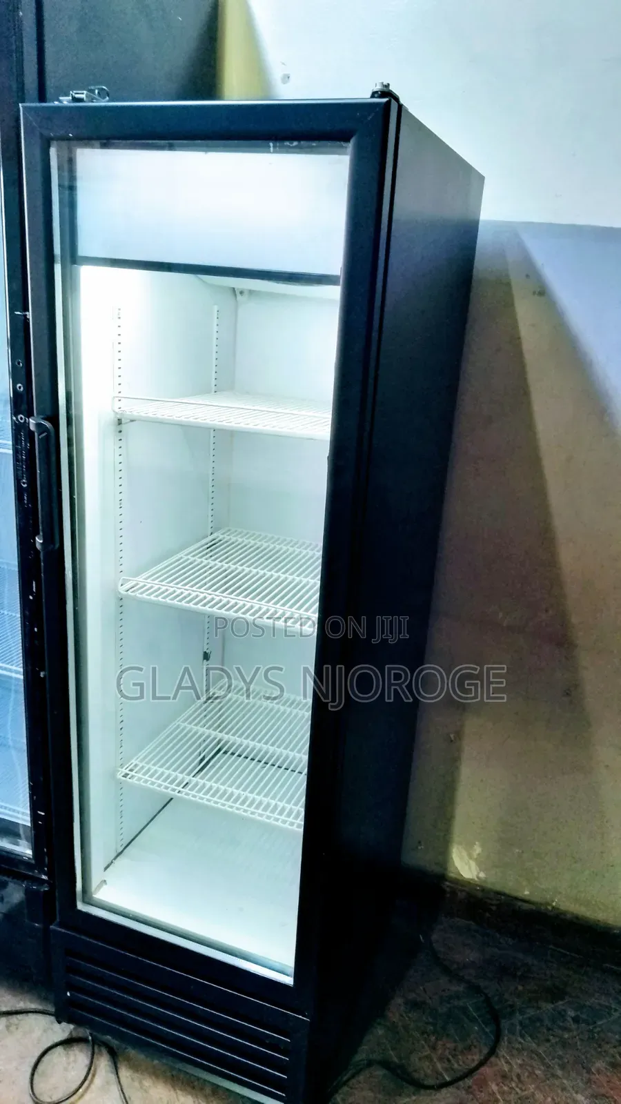 Black Ex-Uk 300l Fridge