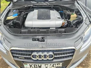 Audi Q7 3.0 TDI Quattro 2006 Gray