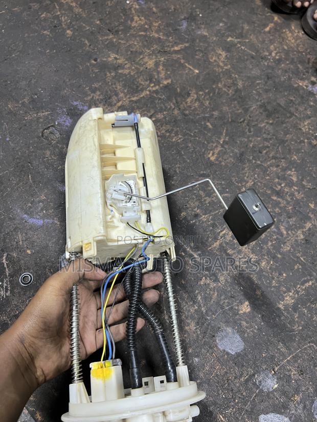 Fuel Pump Hiace 7l - thumbnail 3