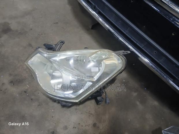 Nissan Silphy N17 Zenon Headlight - thumbnail 2