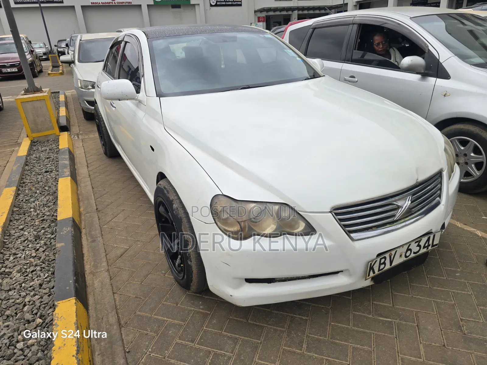 Toyota Mark X 2.5 AWD 2006 White