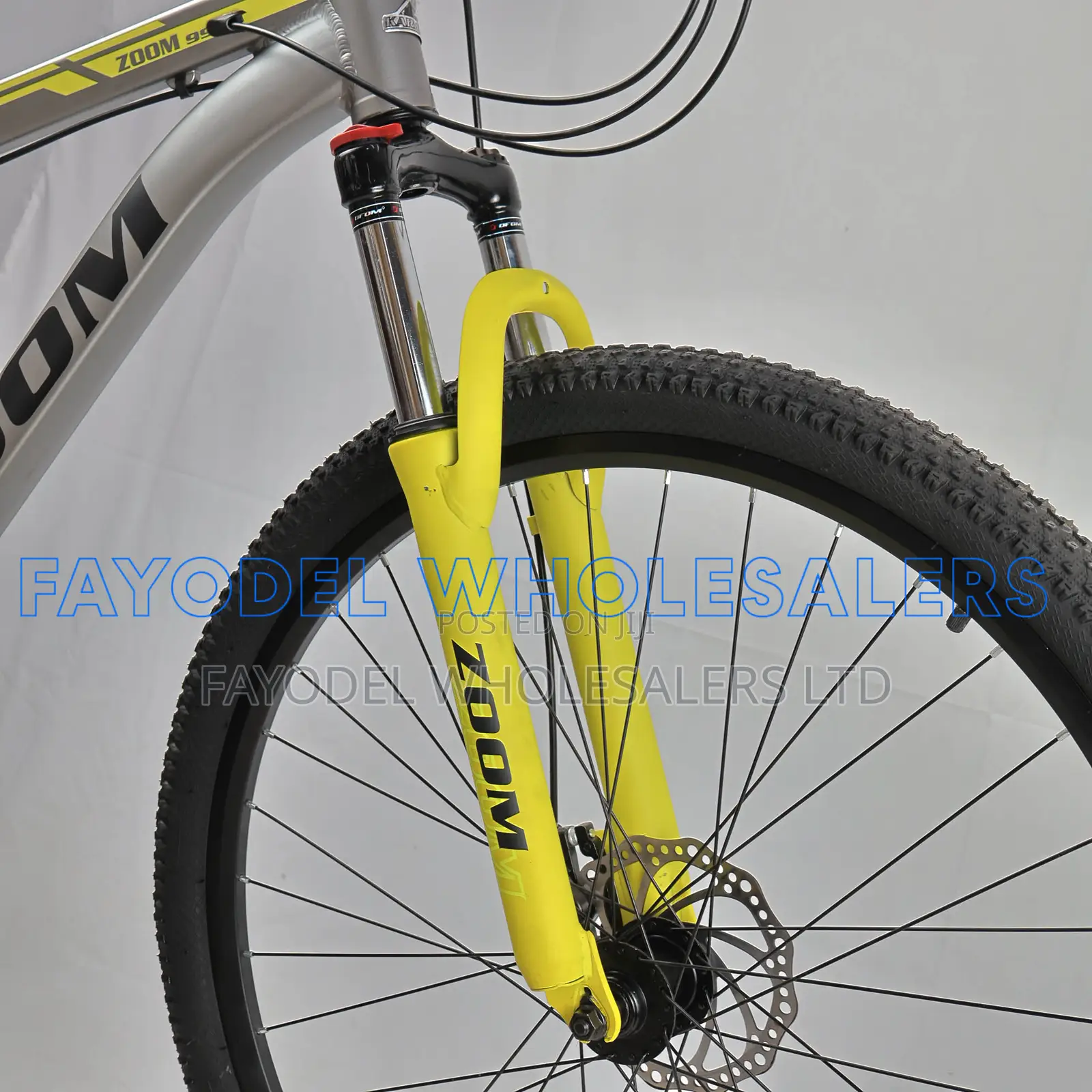 Zoom Off-Road Bicycle With Disc Brakes