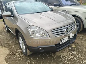Nissan Dualis 2009 Gold