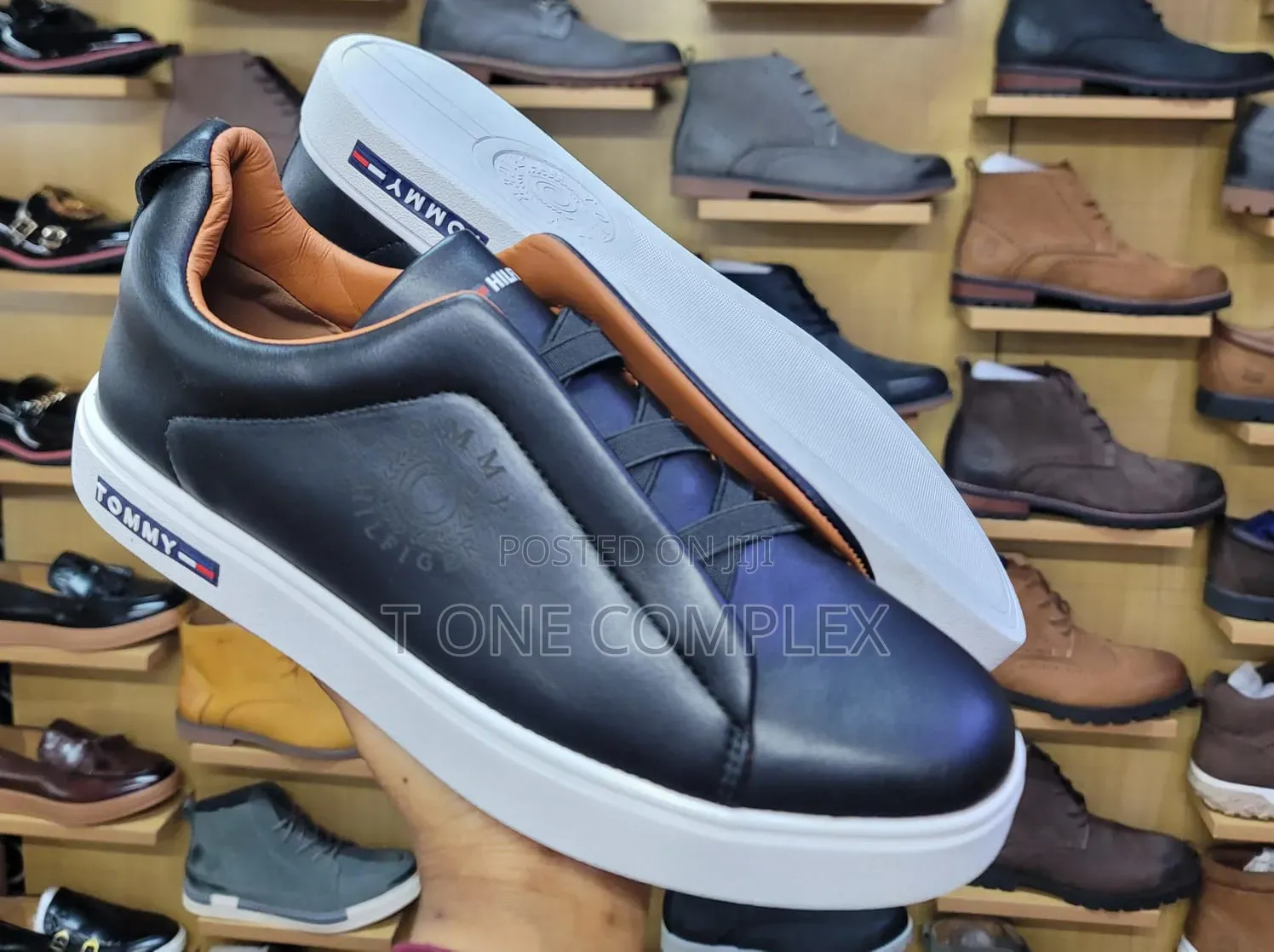 Original Tommy Hilfiger Mens Leather Sneakers White Black Brown