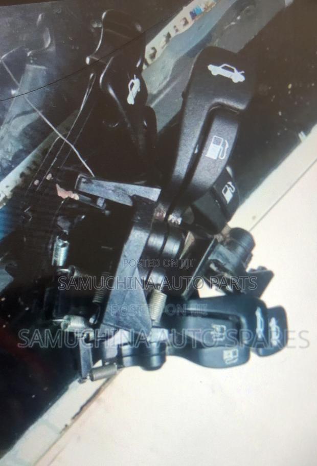 Boot and Fuel Handle Toyota Premio