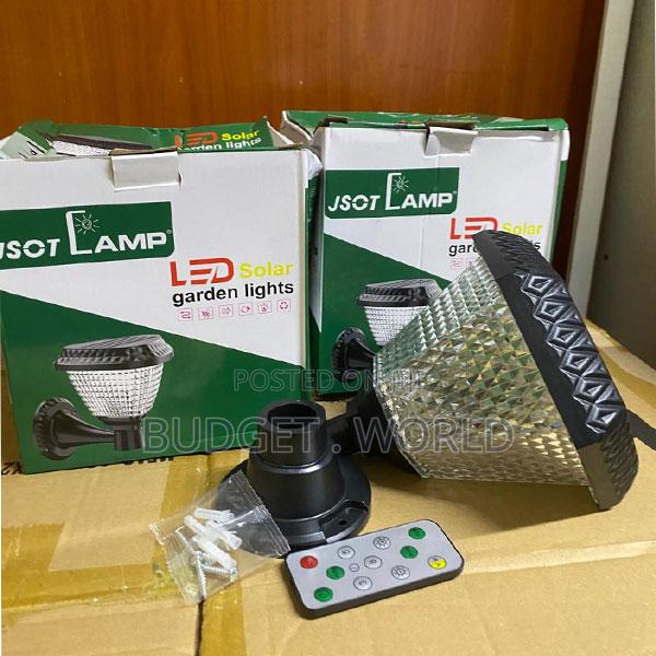Modern Solar Outdoor Light for Gate Pillars and Gardens