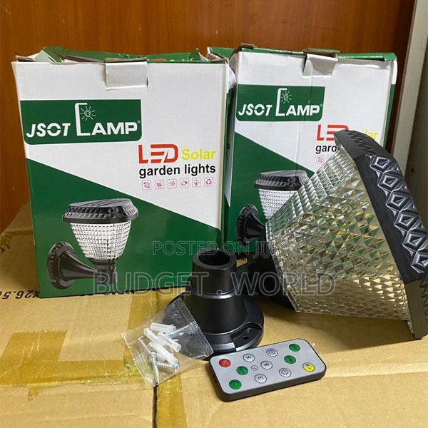 Solar RGB Gate Pillar Light – Smart Outdoor Decorative Led Lamp