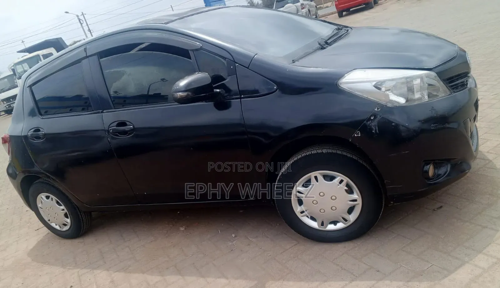 Toyota Vitz 2013 Black