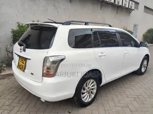 Nissan Caravan (Urvan) 2008 Beige
