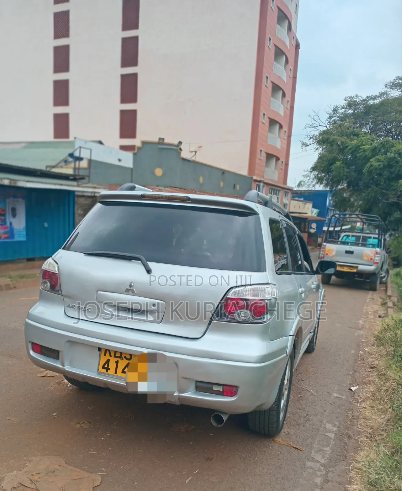 Mitsubishi Airtrek 2005 Silver