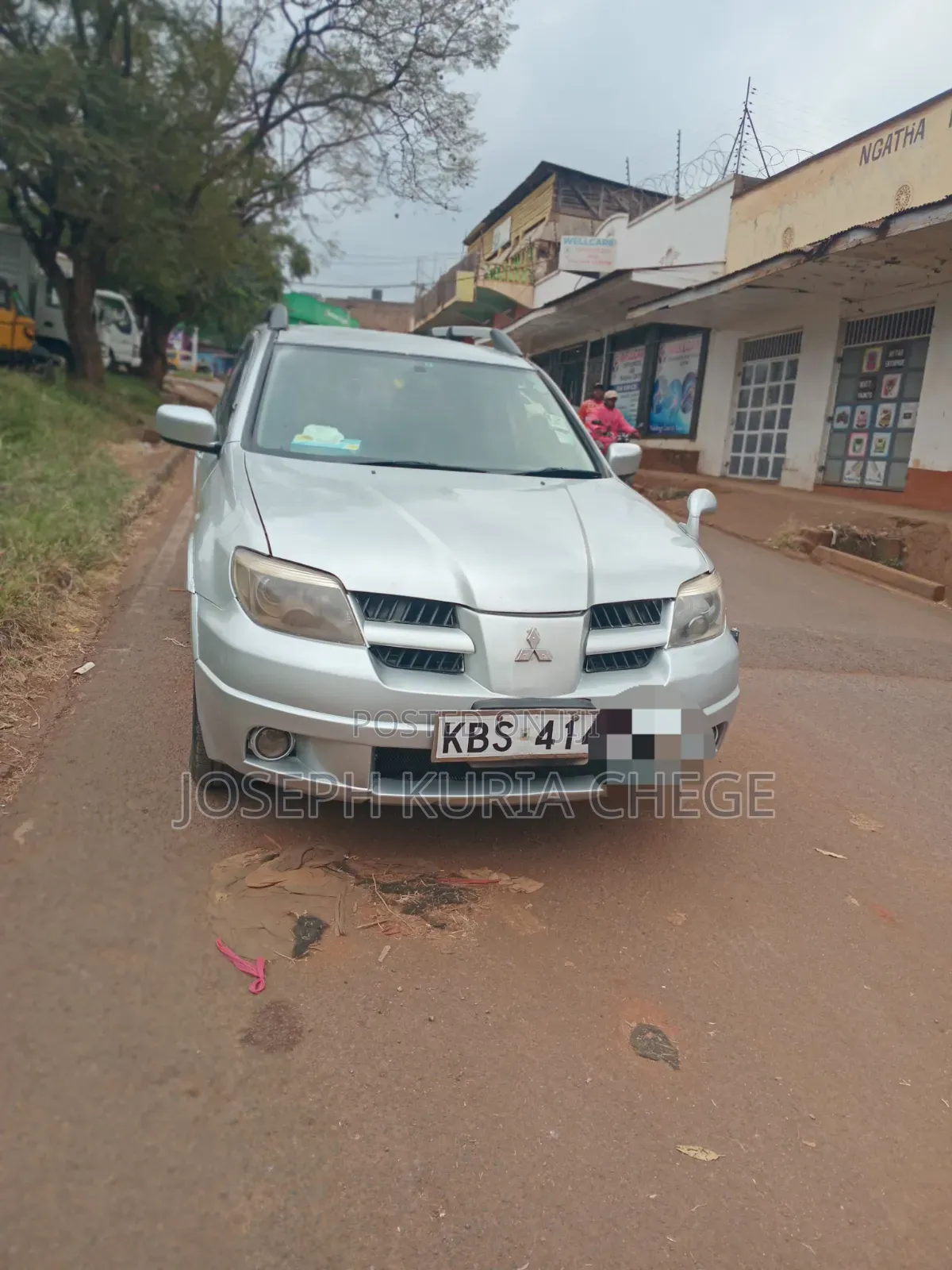 Mitsubishi Airtrek 2005 Silver