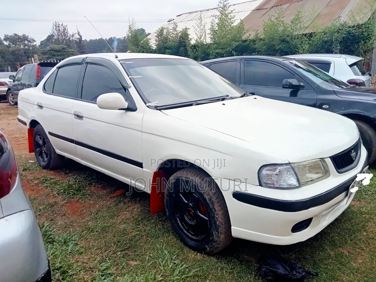 Nissan FB15 2004 White