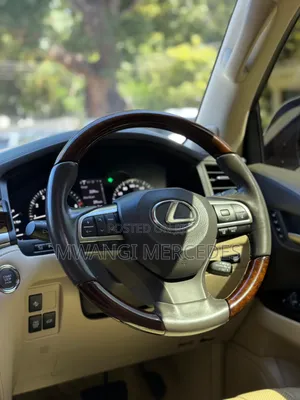Lexus LX 2017 White