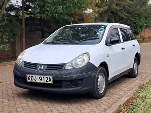 Nissan Advan 2015 White