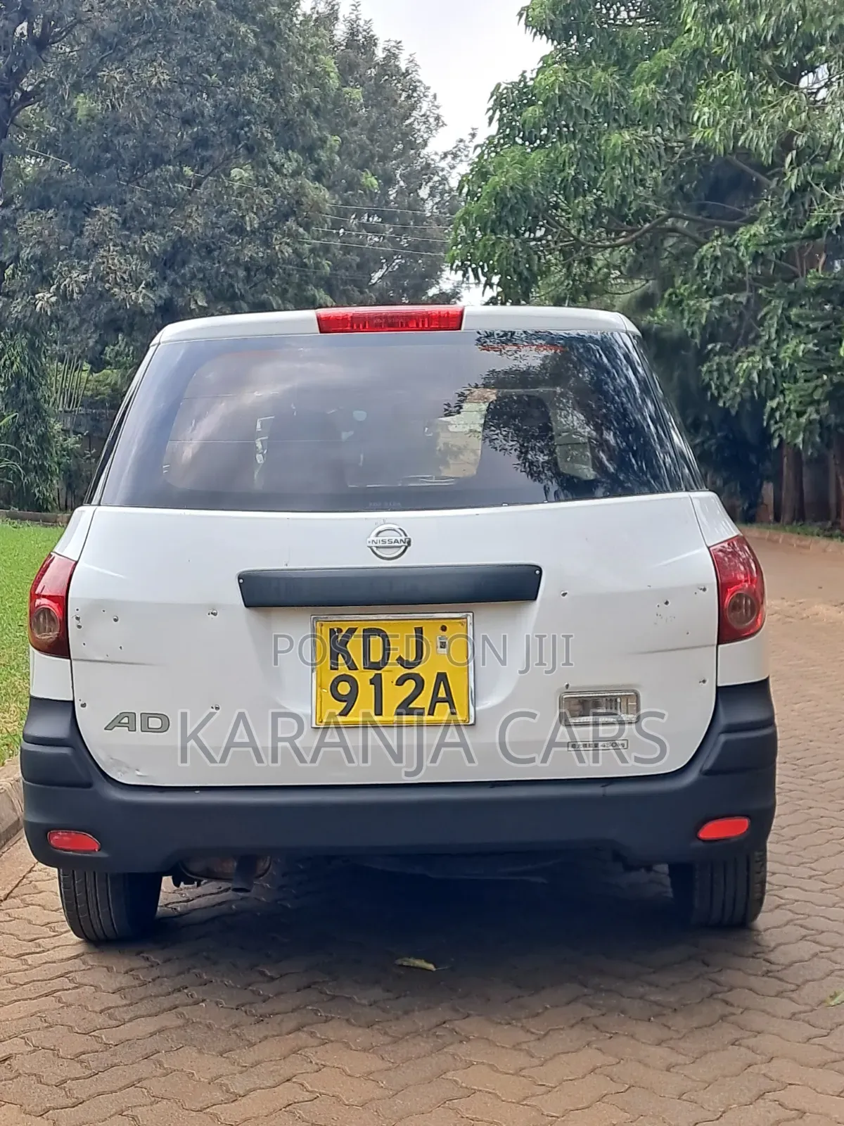 Nissan Advan 2015 White