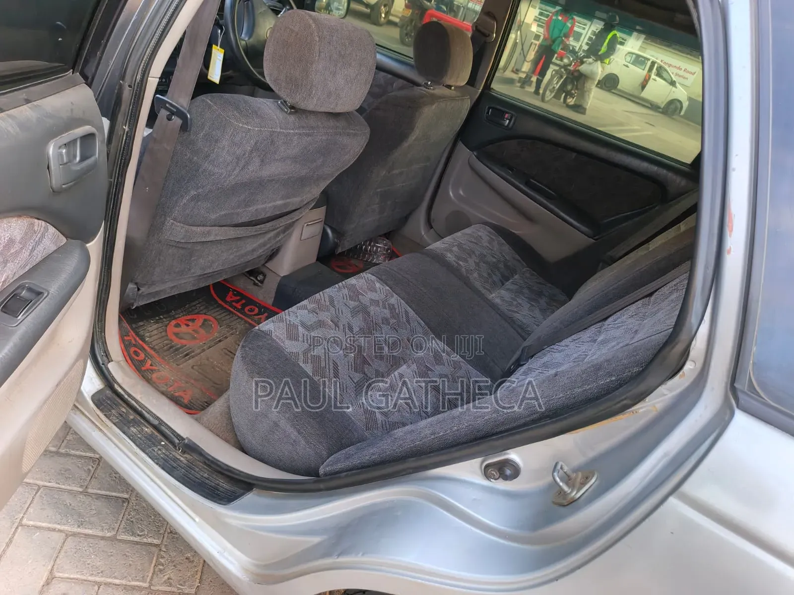 Toyota Caldina 1999 Silver