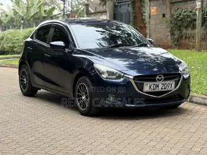 Mazda Demio 2016 Blue