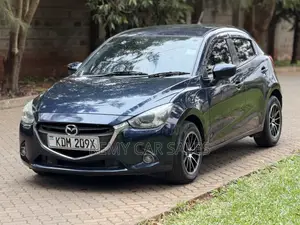 Mazda Demio 2016 Blue