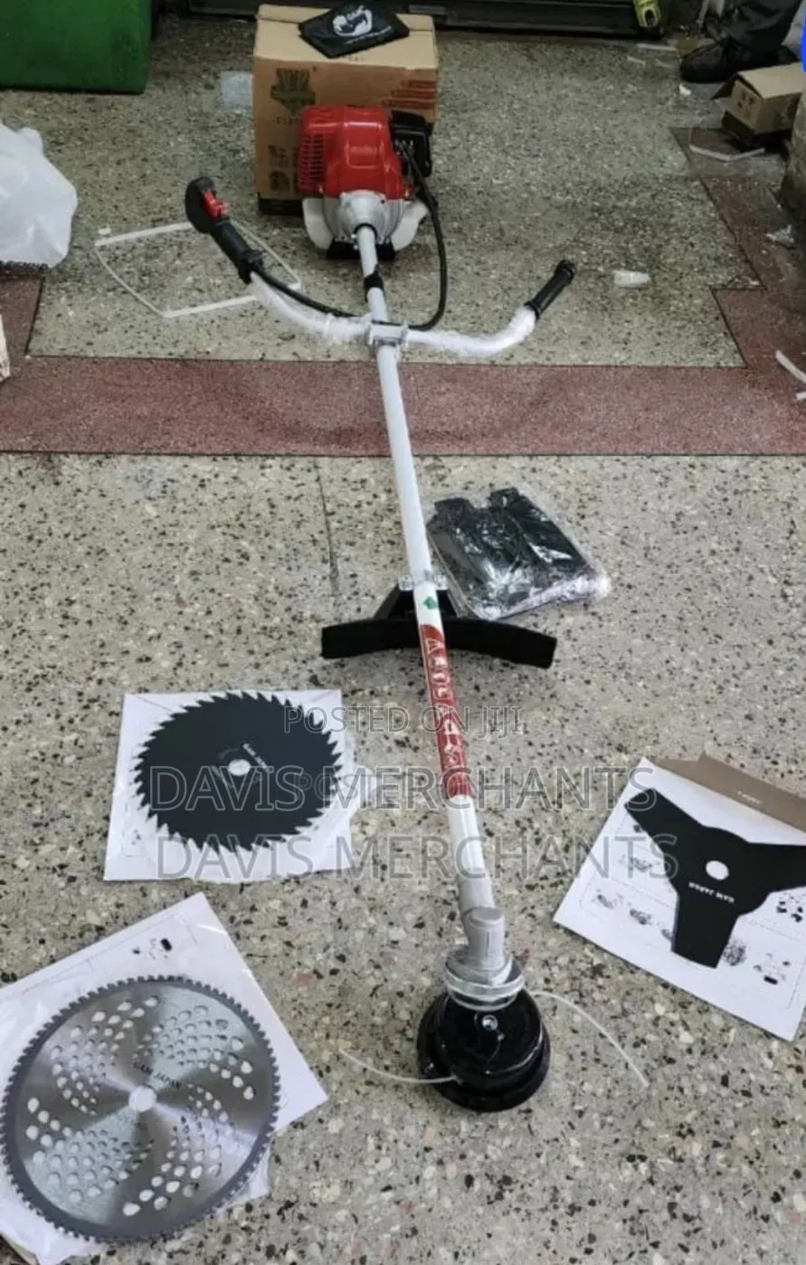 Brush Cutter 4 Stroke With 8 Blades Gam