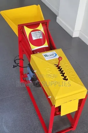 Milano Italia Maize Sheller Machine/Petrol Engine