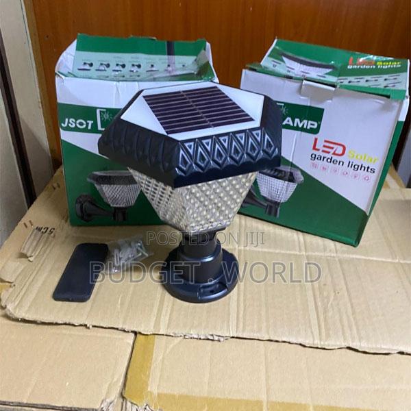 Smart Solar Gate Light – Color Changing Led Security Lamp