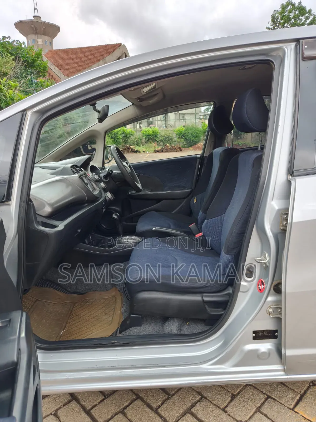 Honda Fit 2011 Silver