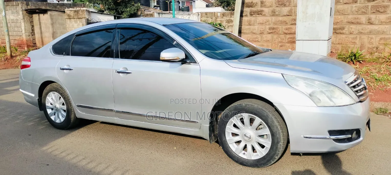 Nissan Teana 2010 Silver