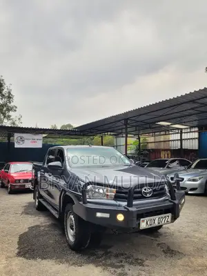 Toyota Hilux Revo Double Cab Deisel 2.4 AWD 2021 Gray