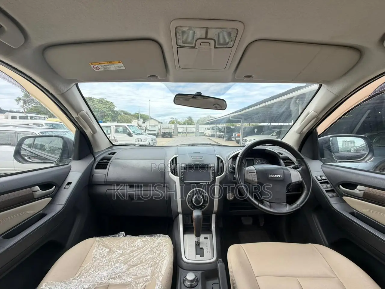 Isuzu MU-X 2016 Brown