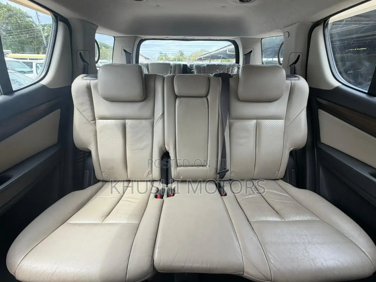Isuzu MU-X 2016 Brown